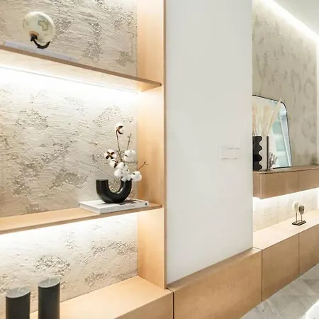 Sophisticated & Private Terrace - Center By Rems Apartment