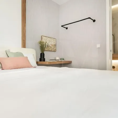 Apartment Sophisticated & Private Terrace - Center By Rems